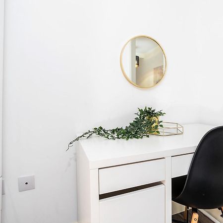 Exclusive One Bedroom Apartment - City Centre - Free Wi-Fi Netflix Шефилд Экстерьер фото